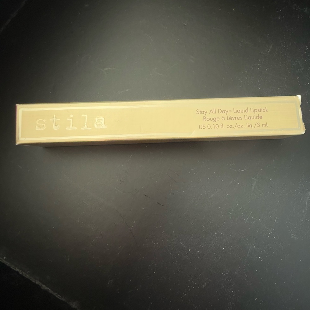 stila Stay All Day Liquid Lipstick - Bacca. NIB